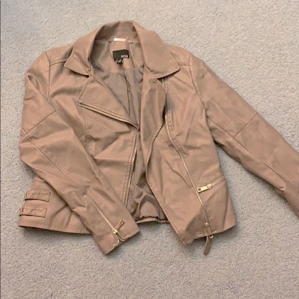 Leather jacket